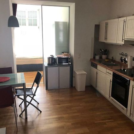 Ferienwohnung Mitten In Wiesbaden Buitenkant foto